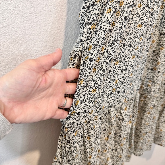 Cottagecore Babydoll Mini Dress GAP Floral V Neck Lined Pockets Soft Girl Boho - Picture 4 of 11